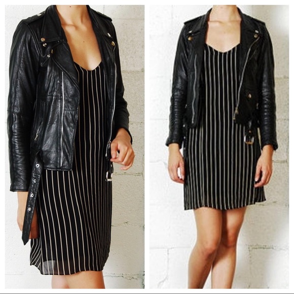 SOLD ⚠️ VINTAGE 90s black & white striped sleeveless dress - Picture 2 of 5